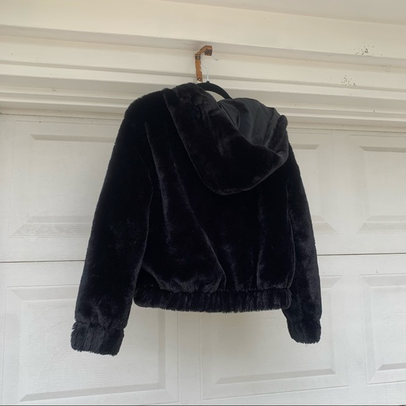 Wild Fable brand new black shirt sweater fuzzy jacket size small - Picture 2 of 7